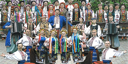Пісенно-танцювальний ансамбль "Полтава". Фото з сайту: http://www.filarmonia-poltava.org.ua/ Пісенно-танцювальний ансамбль "Полтава". Фото з сайту: http://www.filarmonia-poltava.org.ua/