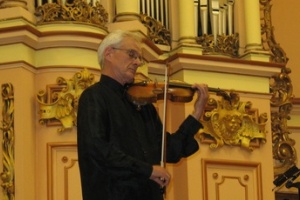 ОЛЕГ КРИСА (скрипка)