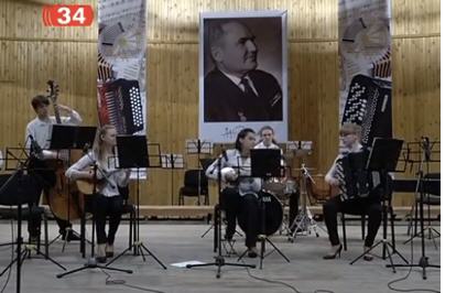 Девятый всеукраинский фестиваль-конкурс имени Николая Ризоля.Фото с сайта: http://gorod.dp.ua/ Девятый всеукраинский фестиваль-конкурс имени Николая Ризоля.Фото с сайта: http://gorod.dp.ua/