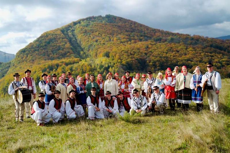 Закарпатський народний хор запрошує на свої головні ювілейні події Закарпатський народний хор запрошує на свої головні ювілейні події