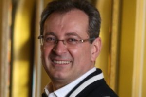 Де програє школа і церква, там з'являється війна - Струтинський